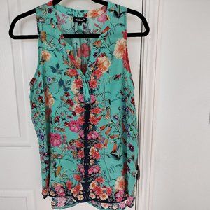 Tolani  Size Large, beautiful print, sleeveless